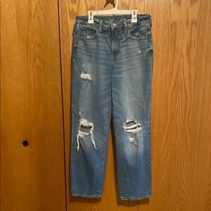 Women's Old Navy O.G. Loose Distressed Blue Jeans size 6.